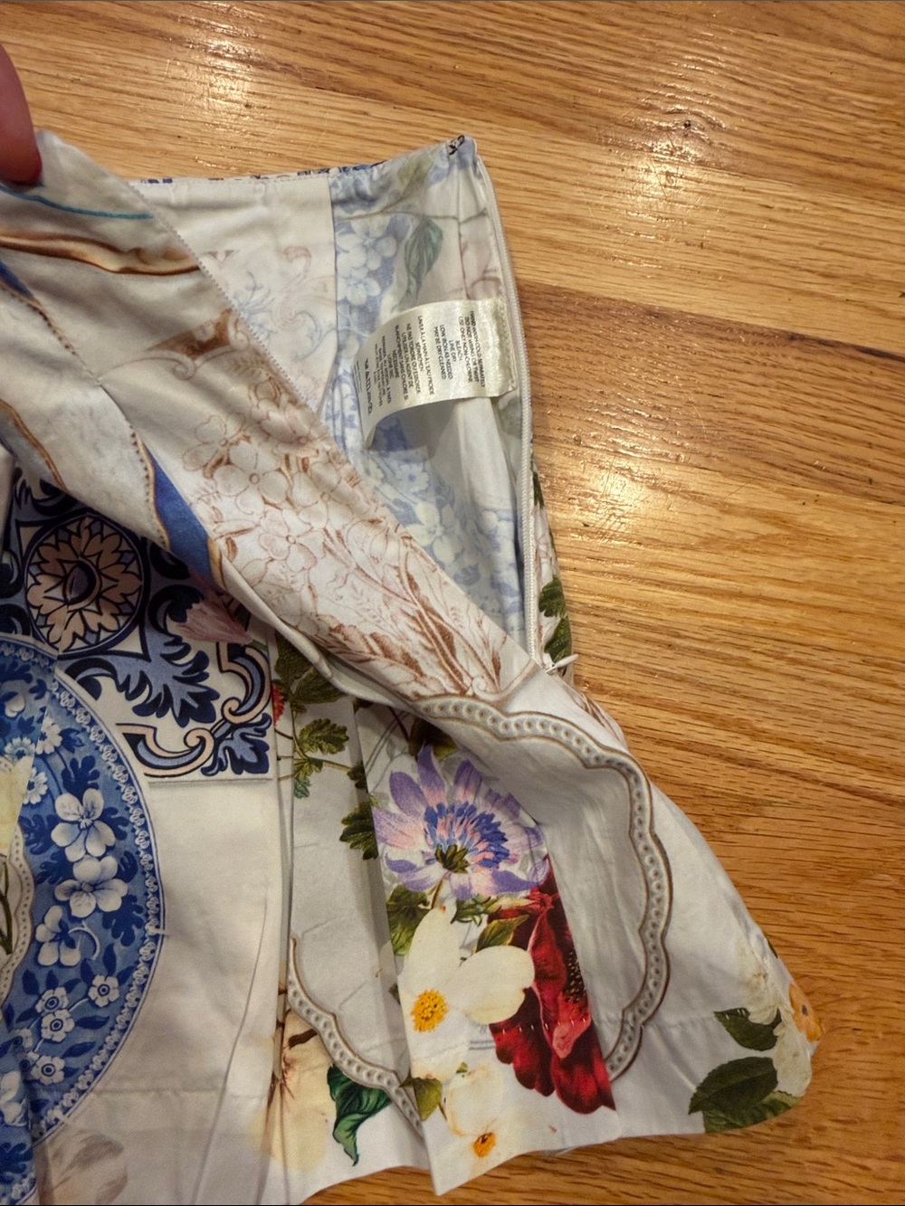 NWT Maeve White Pleated Skort with Blue Porcelain & Floral Print - Picture 3 of 7